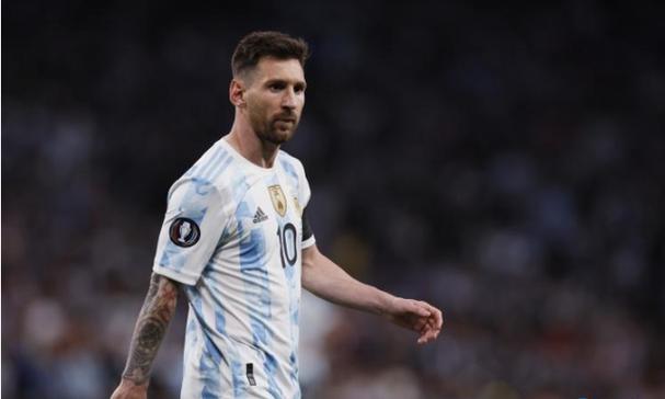 汉武帝与阿娇大婚当日，偷偷宠幸了淮南王公主，不料却被赐封号